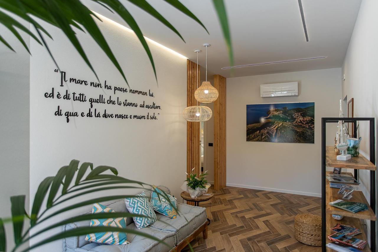 Brezza Marina Guest House Porto Ercole  Exteriör bild